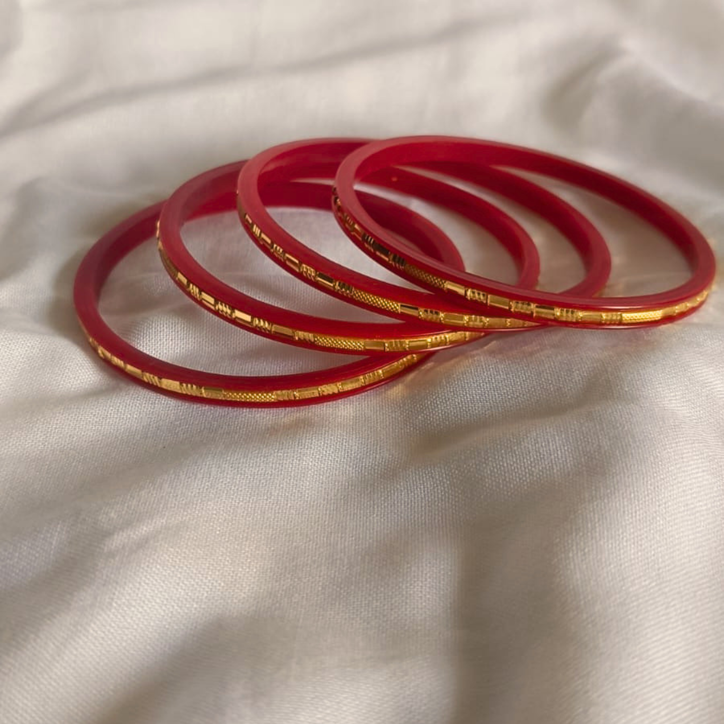 Red Lac Chura Bangle Set