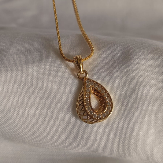 Gold Filigree Teardrop AD Pendant